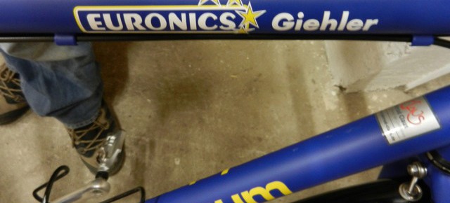 Das Logo der Euronics Giehler verziert ein Fahrrad