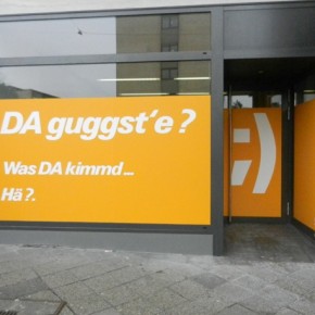 Schaufensterbeklebung Schaufensterbeklebung