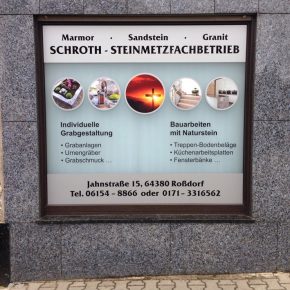 Fenster-Beschriftung in Mischtechnik Fenster-Beschriftung in Mischtechnik