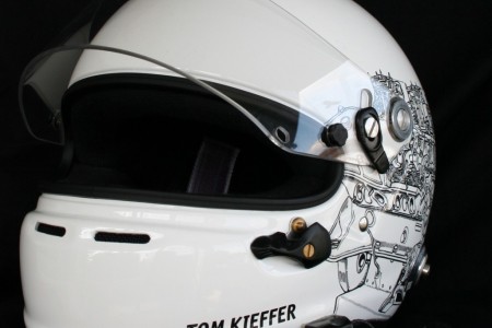 FontFront-Helmfolierung-Porsche-911-Cup-Fahrer-06