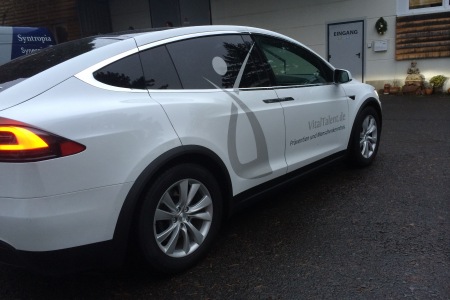 FontFront-Rossdorf-Tesla-Model-X-Beschriftung-Vitaltalent-03