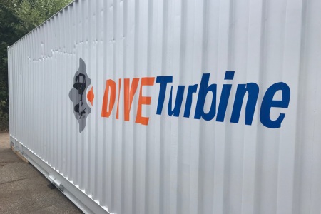 Fontfront-Rossdorf-Container-Folierung-Dive-Turbine-2