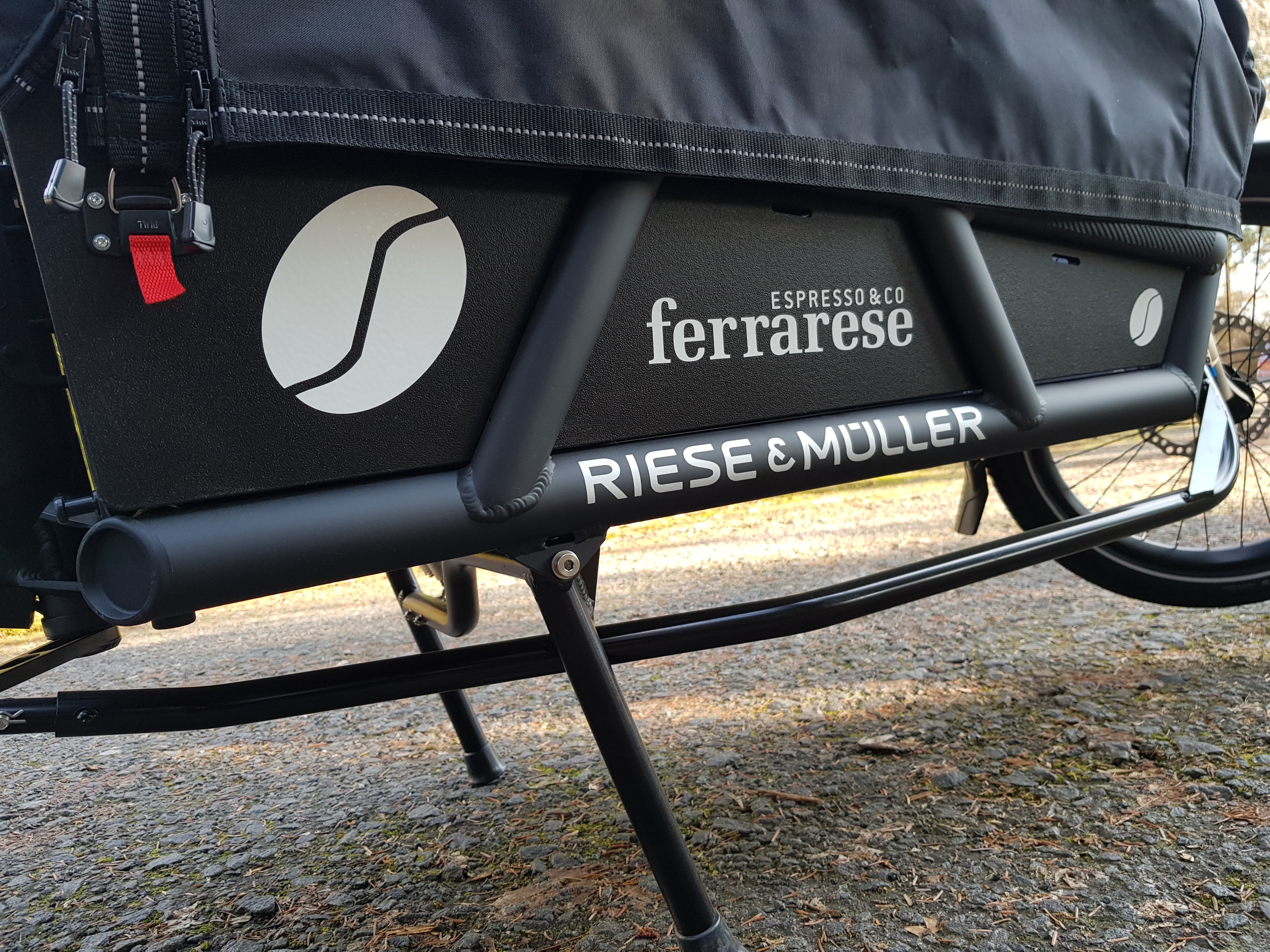 CargoBikeBeklebung für Espresso Ferrarese & Co FontFront