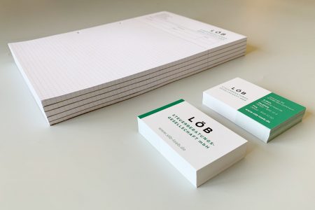 Fontfront-Loeb_Anpassung-Firmenname-CI_1-scaled