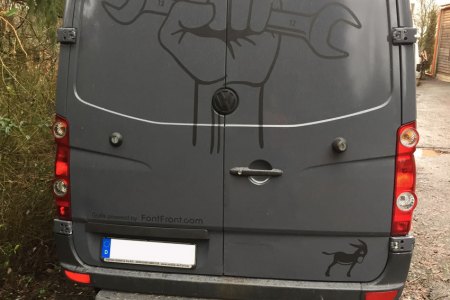 FF-Crafter-Montage-Fahrzeug-Beschriftung-mattschwarz