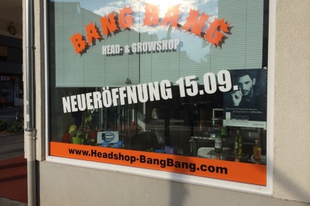 FontFront-Rossdorf-BangBang-Darmstadt-Schaufensterbeschriftung-Folie-03